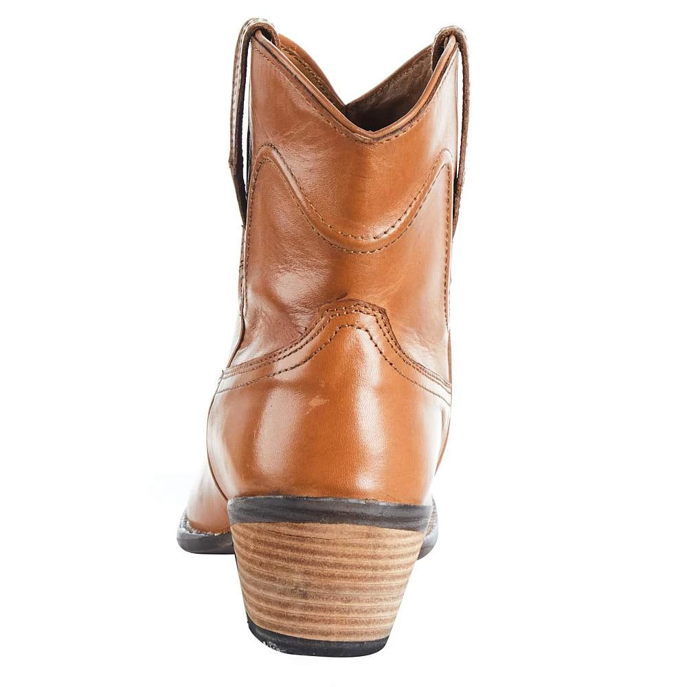 Roper Women`s Tan Burnished Leather Bootie 6 Roper Women`s Tan Burnished Leather Bootie - Image 4