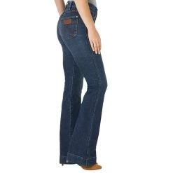 Wrangler Women's Retro High Rise Trouser 7 Wrangler Women's Retro High Rise Trouser -Ariat shop 11MPEPS 2