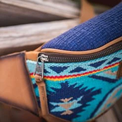 STS Ranch Wear Mojave Sky Belt Bag -Ariat shop STS31133 04